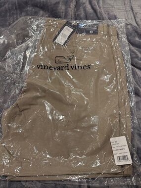 Vineyard Vines Tan Khaki On-The-Go Shorts